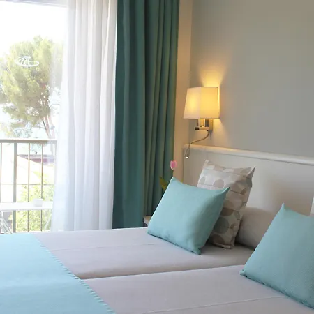 فندق Creta Paguera 3*